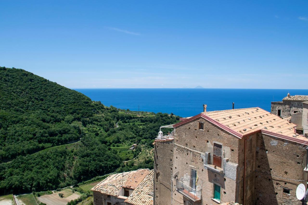 Palazzo Del Diplomatico Villa Belmonte Calabro Exterior foto