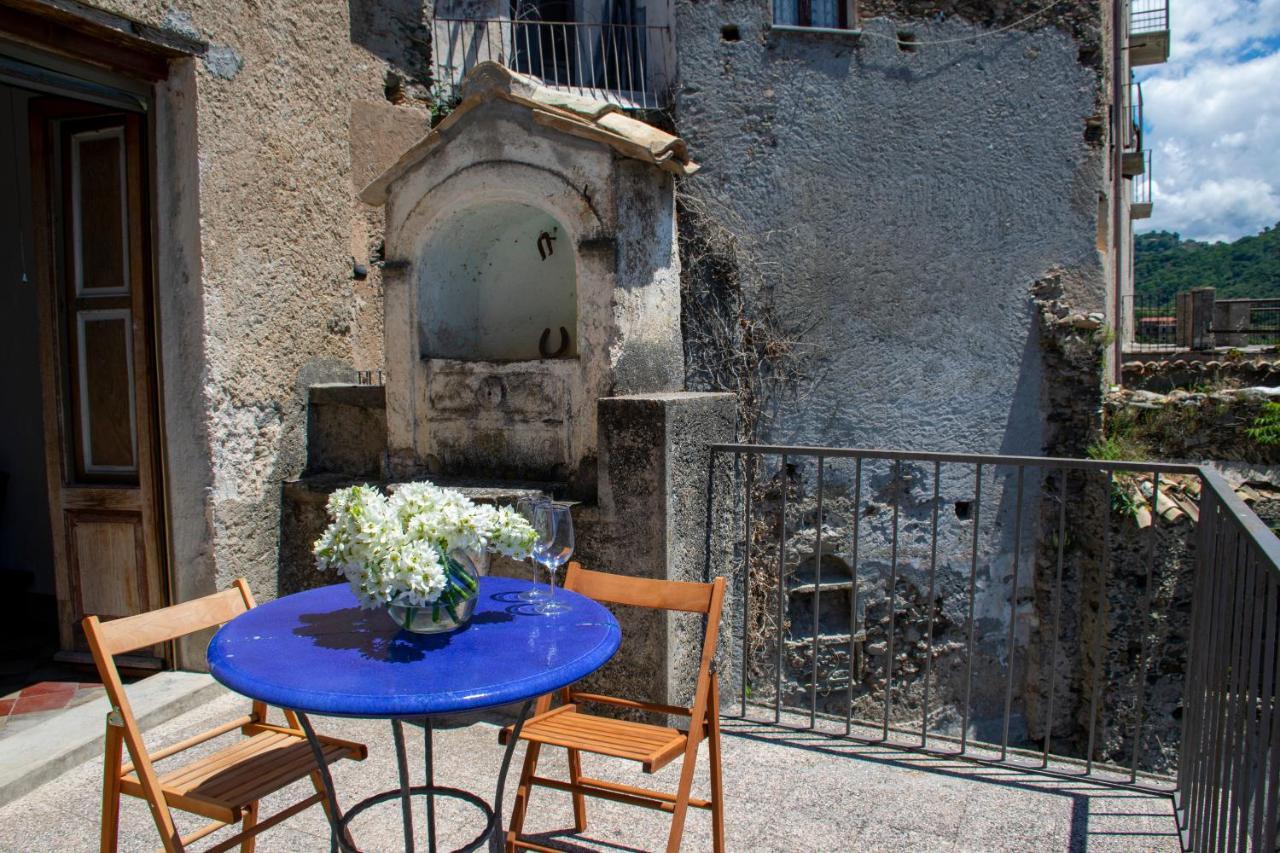 Palazzo Del Diplomatico Villa Belmonte Calabro Exterior foto
